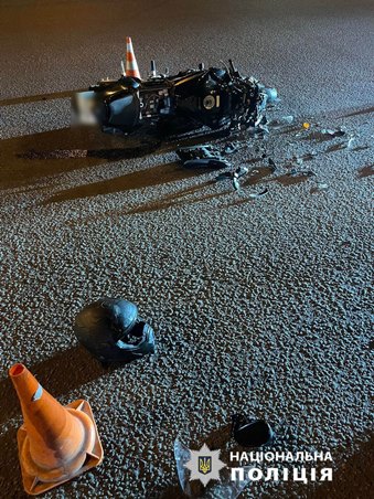 Поліція проводить перевірку за фактом ДТП у Харкові за участі мотоцикла