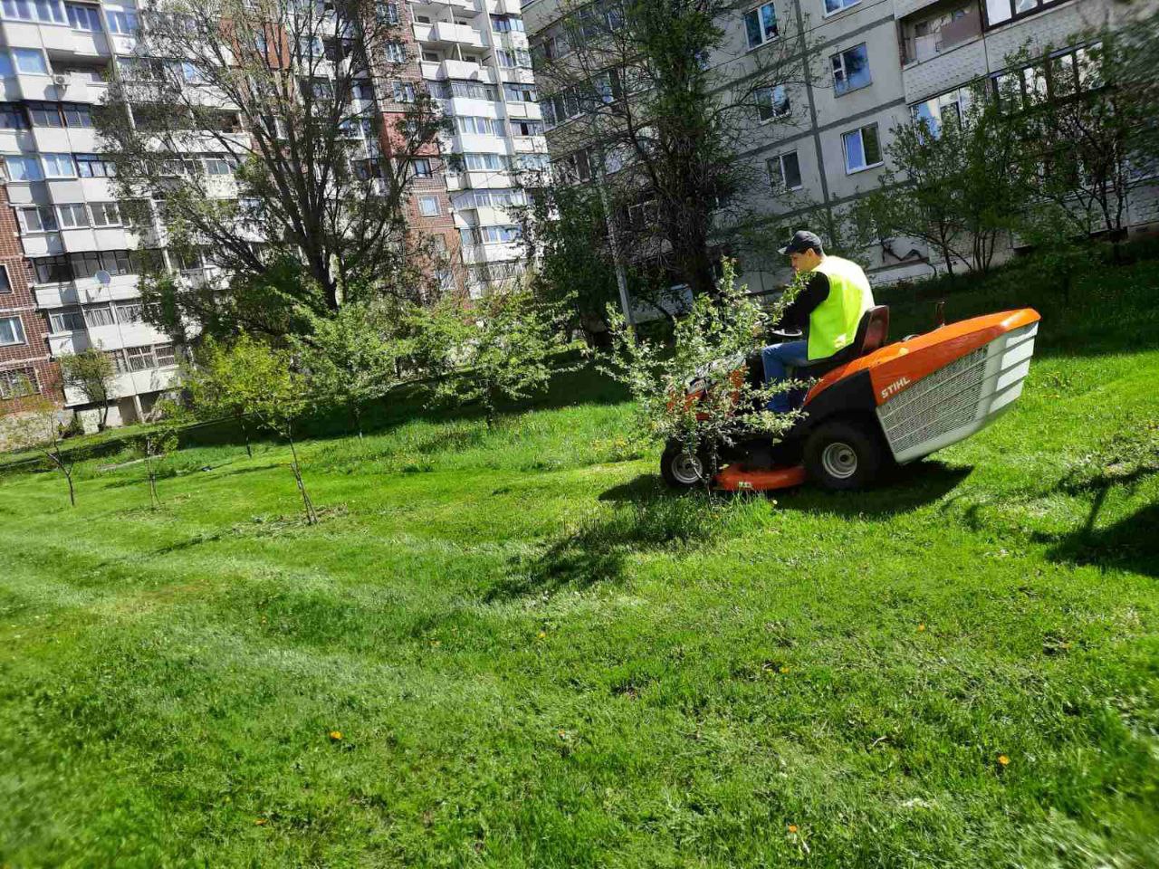 Розповіли, що встигли зробити за літо щодо благоустрою міста комунальники Харкова