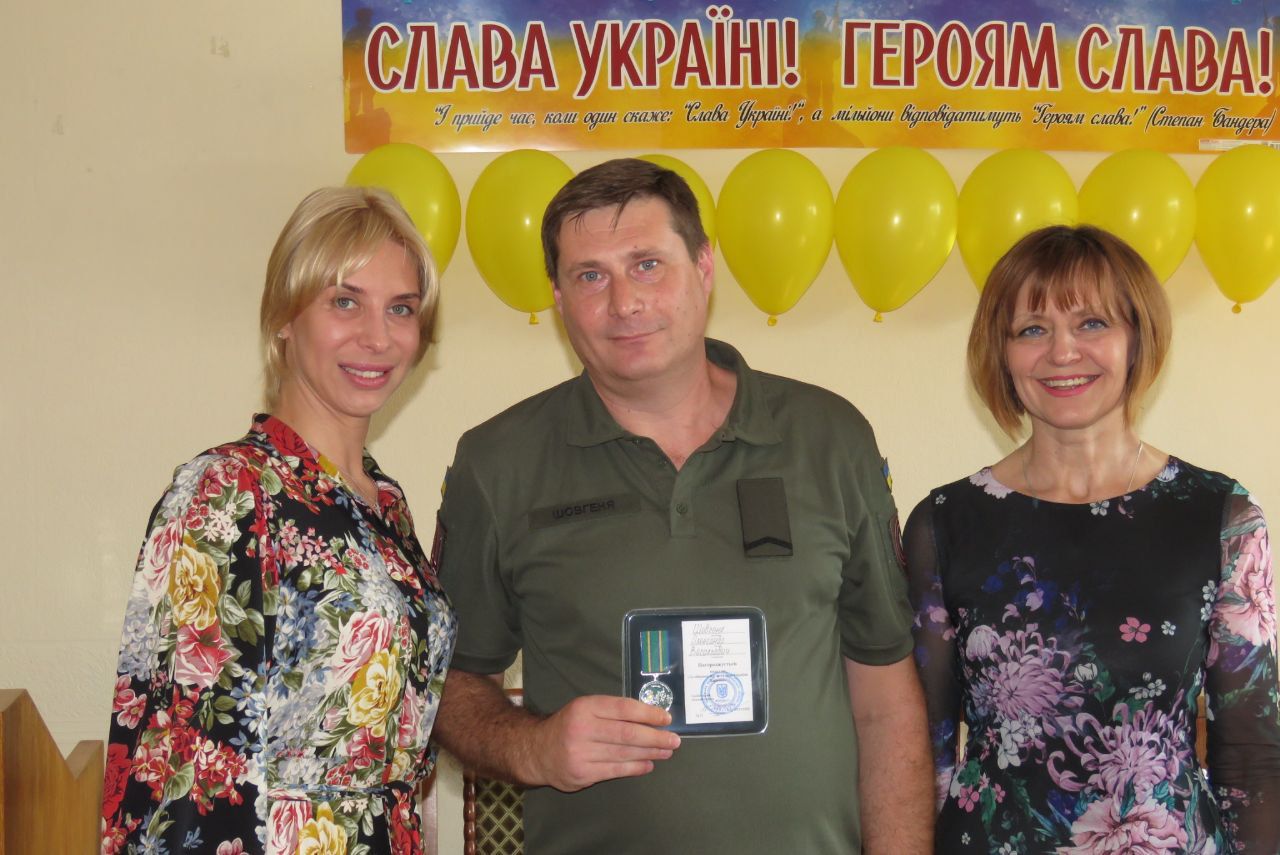 Нагородили вйськових волонтерів у Слобідському районі Харкова