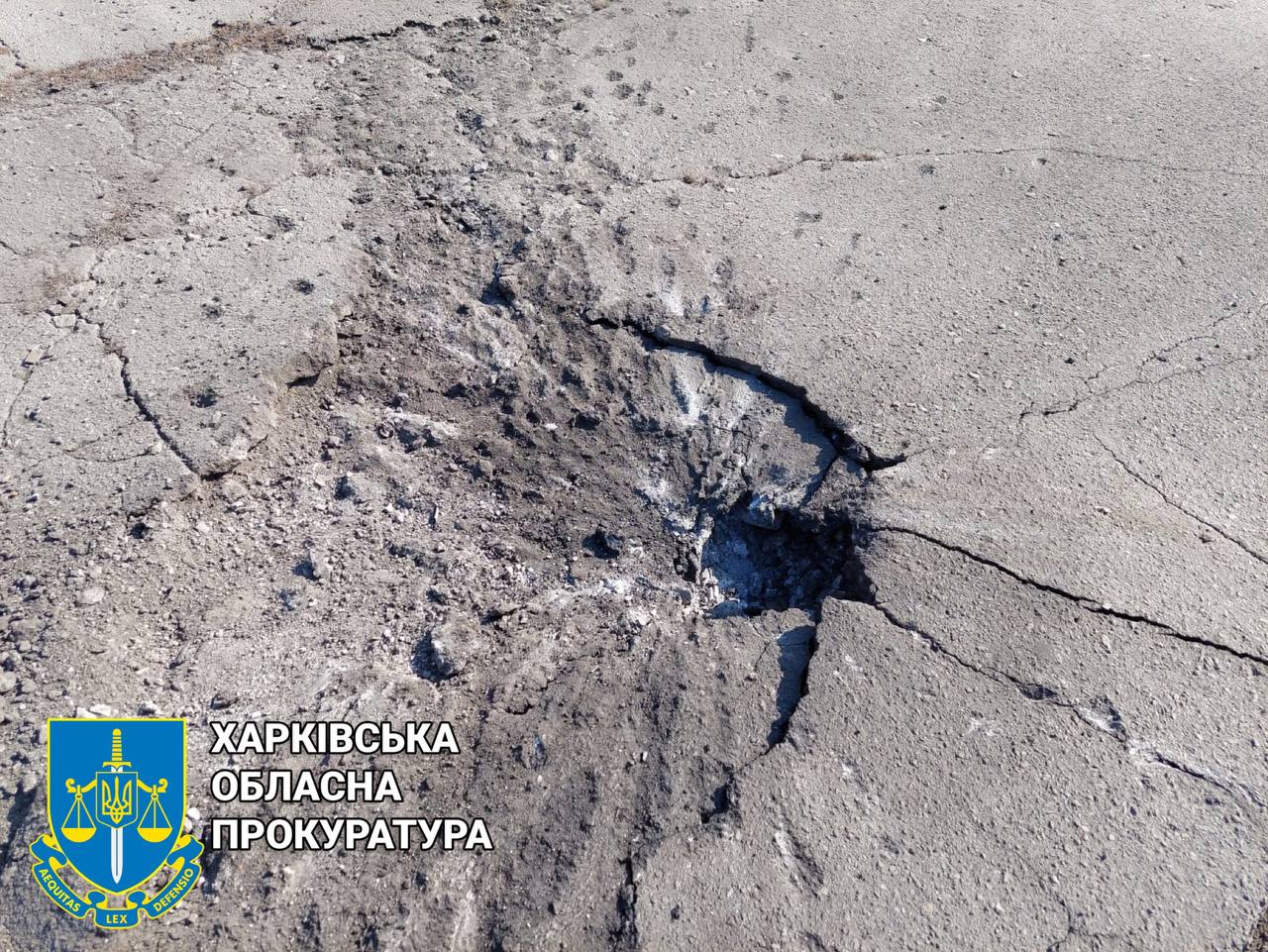 На Харківщині російська армія обстріляла центр Вовчанська, загинув мирний житель