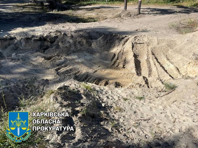 Мешканець міста Харків підозрюється в незаконному видобуванні піску