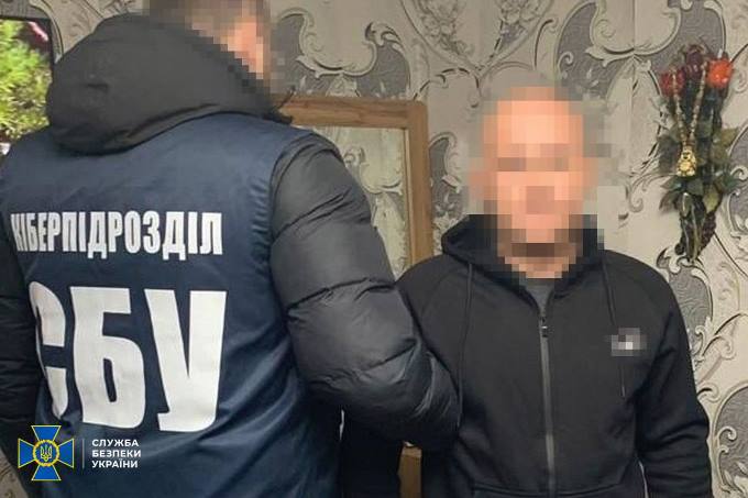 СБУ ліквідувала у вінницькій тюрмі підпільний кол-центр, який обкрадав клієнтів провідного банку України