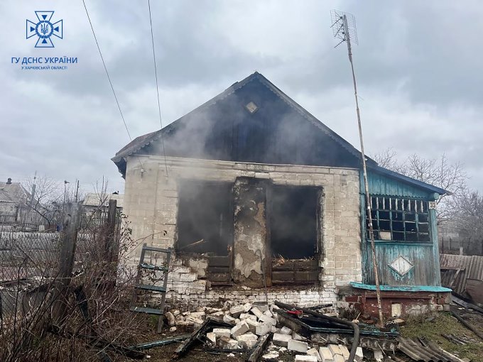 У селищі Куп’янськ-Вузловий побутова пожежа забрала життя чоловіка