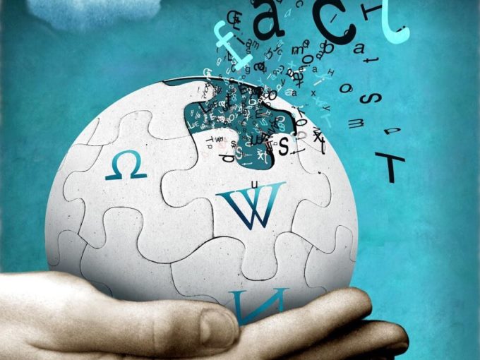 День народження Вікіпедії святкується щорічно 15 січня. 