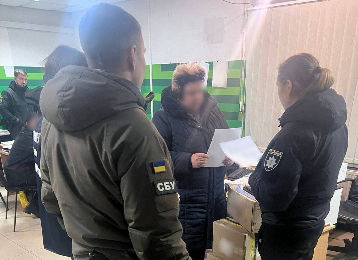 Слугувала окупантам жінка, яка очолила місцевий ліцей: Новини Харкова
