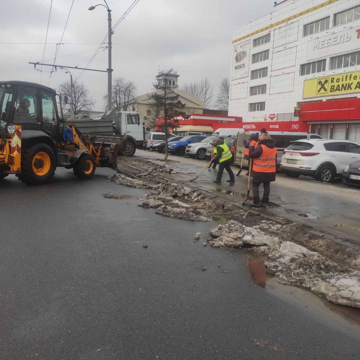 Відновили покриття на низці вулиць міста дорожники: Новини Харкова