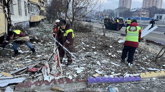 Зранку 31 січня комунальні підприємства міста усувають наслідки авати «шахедів» по Харкову