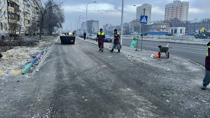 Зранку 31 січня комунальні підприємства міста усувають наслідки авати «шахедів» по Харкову