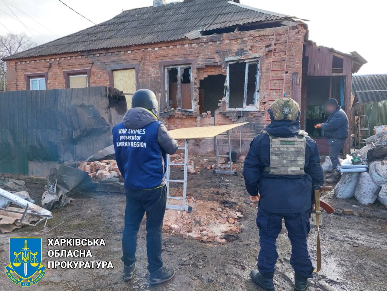 Гатили з мінометів по будинку на Харківщині окупанти