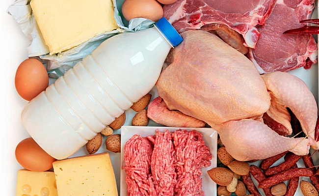 У Харкові провели аналіз цін на м’ясо, ковбасу та молочні продукти.