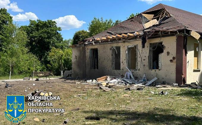 наслідки ворожих атак по селищу Борова на Харківщині