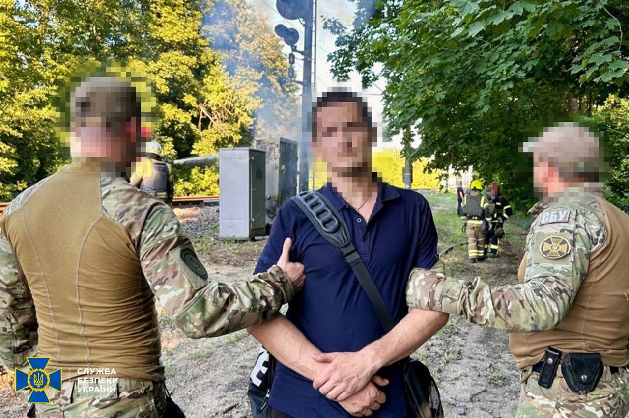  безробітний рецидивіст знищував обладнання Укрзалізниці у Харкові