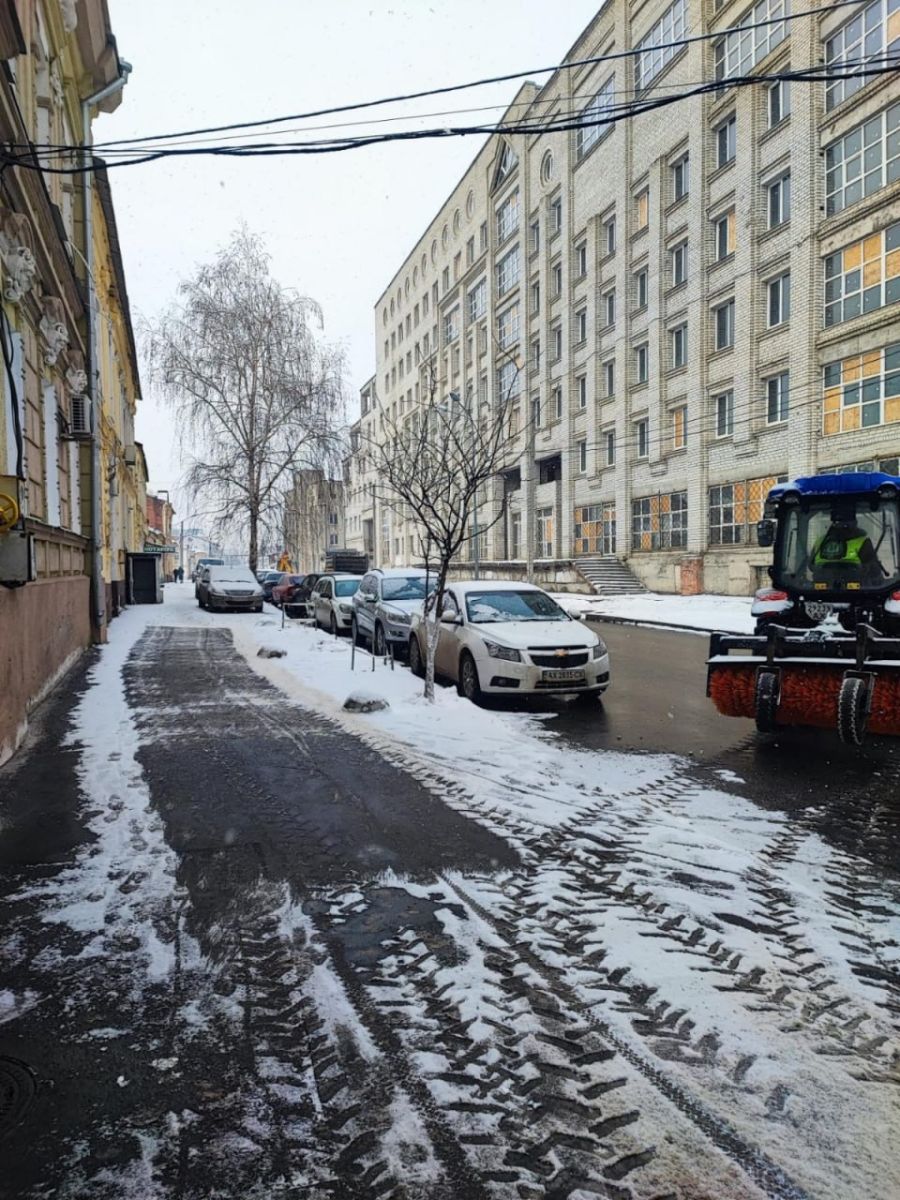 Прибрали сніг у Холодногірському районі міста: Новини Харкова