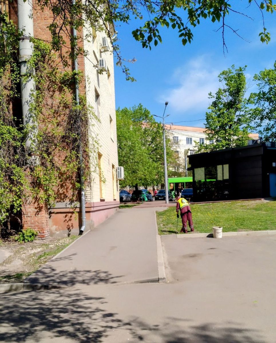 Перевірили санітарний стан Слобідського району комунальники: Новини Харкова