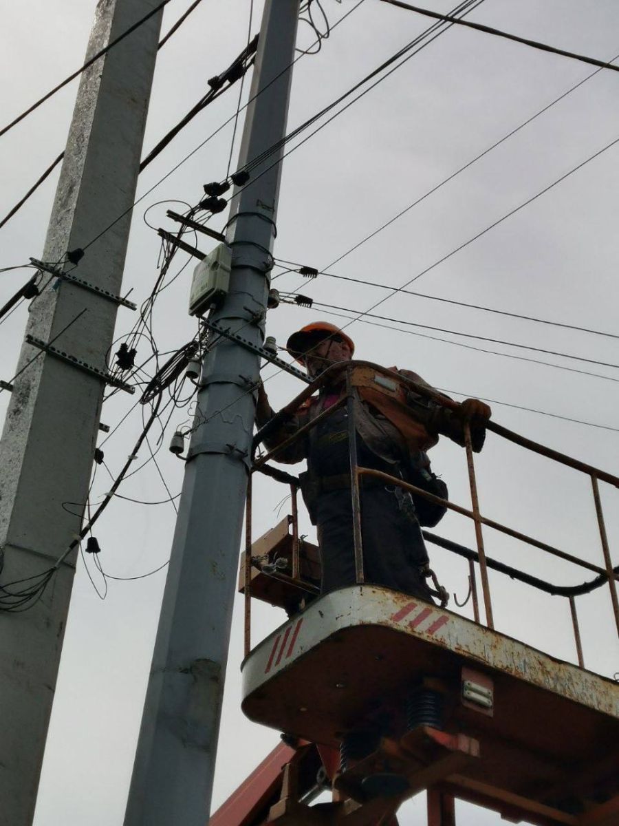 Усунули десятки аварій на зовнішніх електромережах монтери за тиждень: Новини Харкова