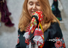 У Харкові відкрилася персональна виставка ляльок Марини Дубровської (фото)