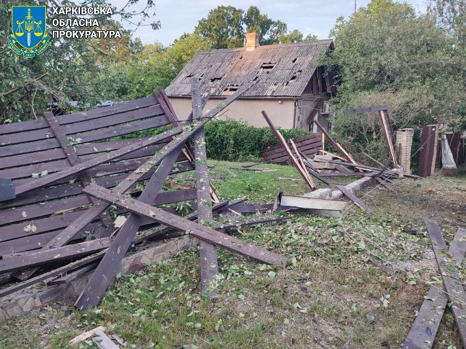 селища Коротич і Високий атакували безпілотники