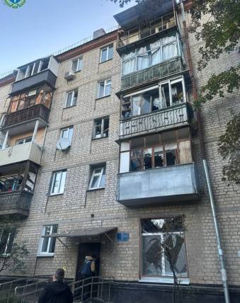 Нічна атака дронами по Харкову: постраждали жінка і дитина