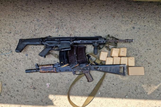 У червні на блокпостах Харківщини вилучили 22 одиниці зброї та понад 40 кг вибухівки