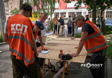 Як усували наслідки масованої атаки у Київському районі Харкова (фото)