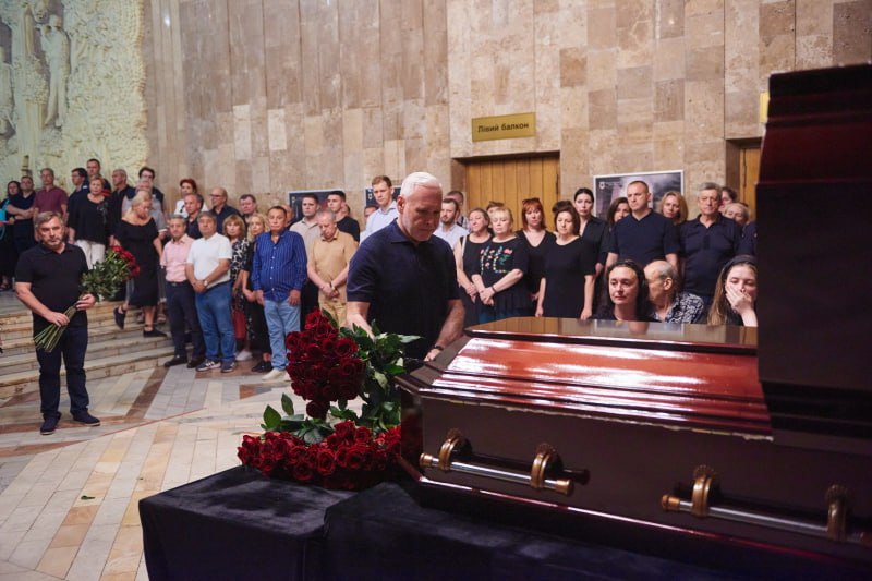 Проводили в останню путь заступника міського голови  Михайла Фатєєва: Новини Харкова