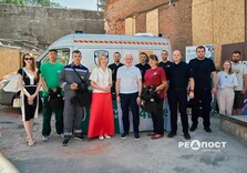 Ігор Терехов передав військовим техніку, а комунальникам – бронежилети