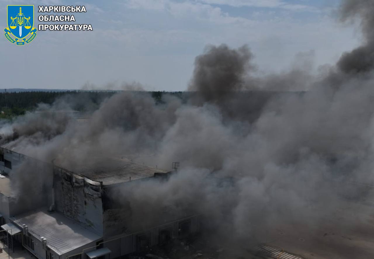 У прокуратурі показали наслдіки ворожого удару по передмістю Харкова