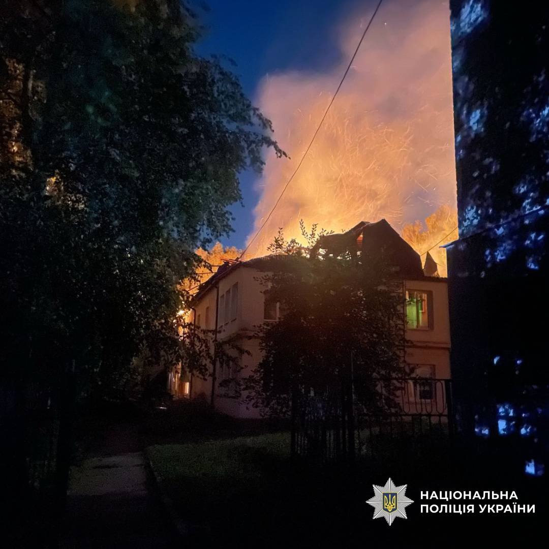 Як виглядають місця влучань ворожих дронів показали правоохоронці: Новини Харкова