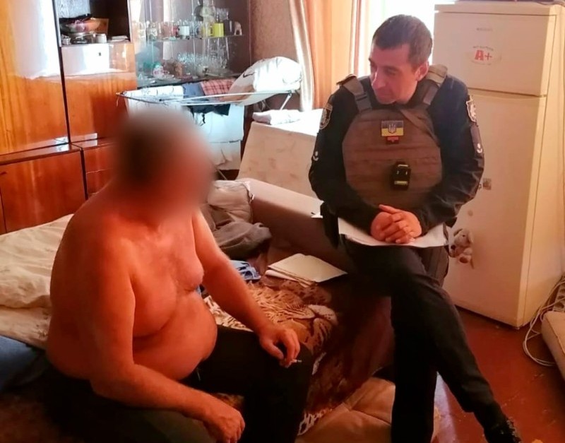 Чоловік у Харкові погрожував 77-річній матері та став фігурантом справи