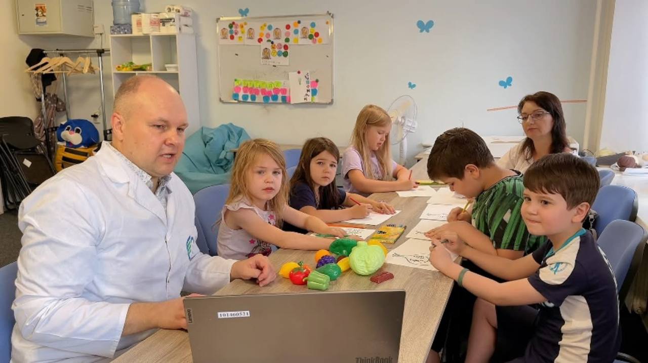 Провели медогляд у гуртожитку, в якому живуть сотні переселенців