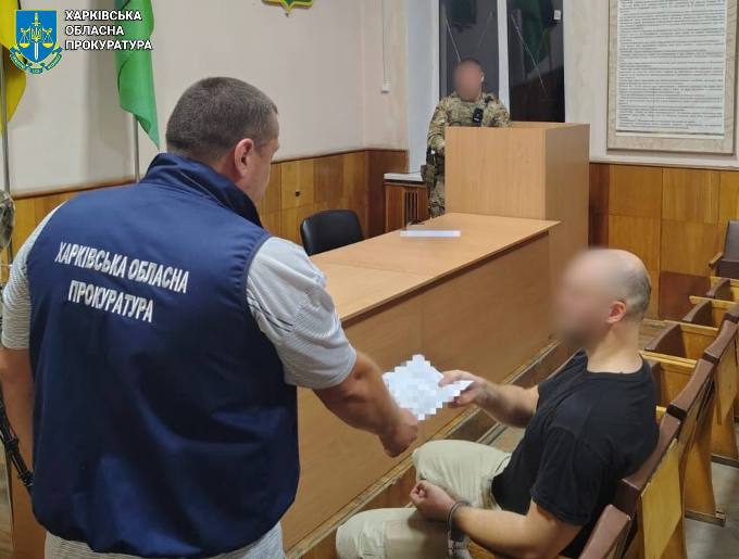 У Харкові взяли під варту чоловіка, який напав із ножем на поліцейського та співробітників ТЦК (фото)
