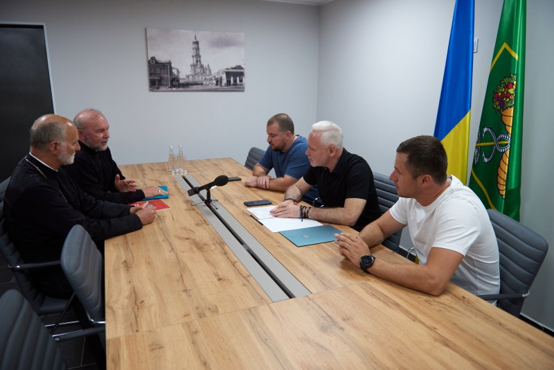 Провів зустріч з митрополитом-архієпископом Української католицької архієпархії Філадельфії Борисом Ґудзяком Ігор Терехов: Новини Харкова