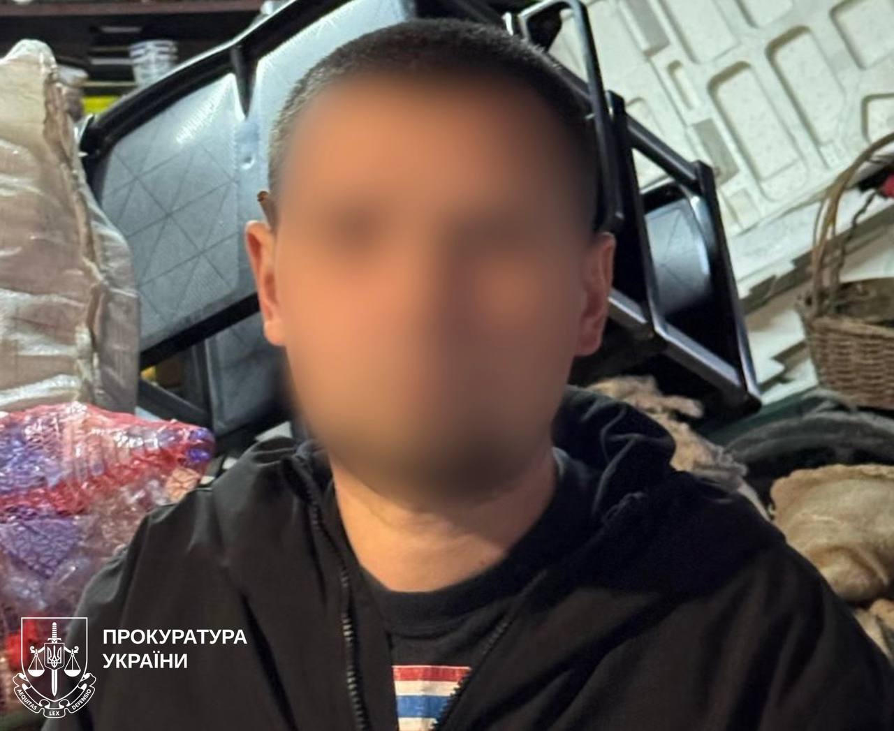 Отримав вирок харків'янин, який торгував наркотиками, зброєю та вибухівкою