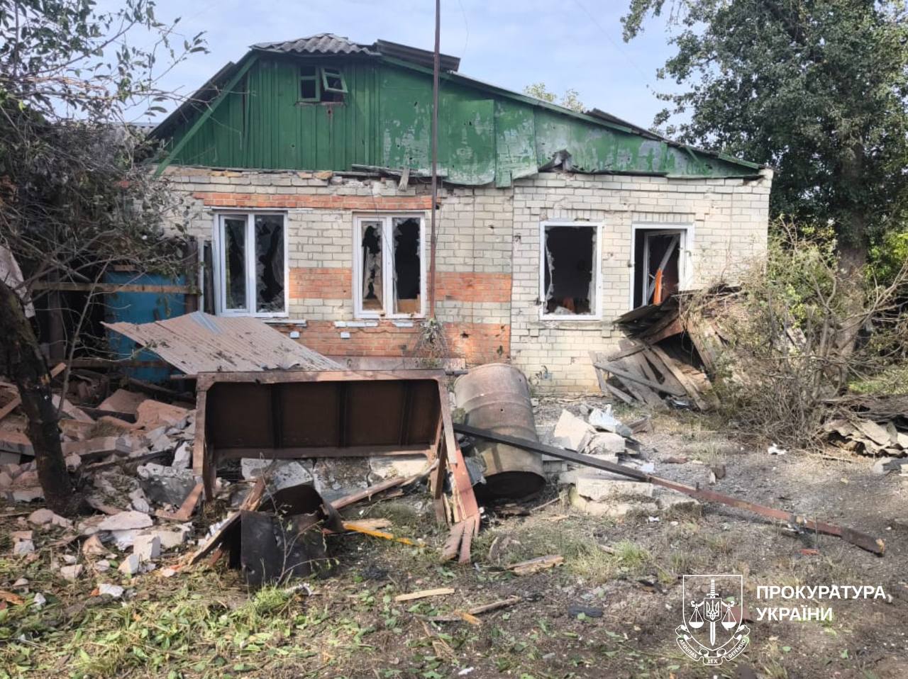 Через обстріли росіян постраждали мирні мешканці Харківщини