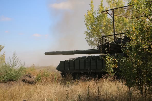 На Харківщині танкісти «Скіфів» провели навчальні стрільби