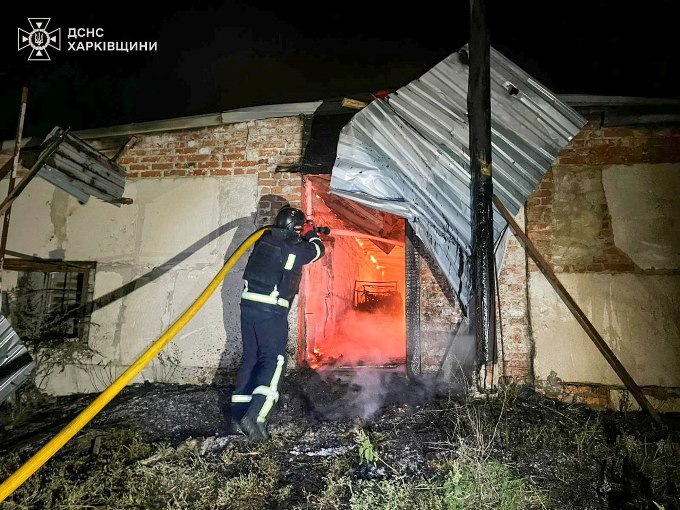Пожежа на агропідприємстві у Великому Бурлуку після атаки дрона