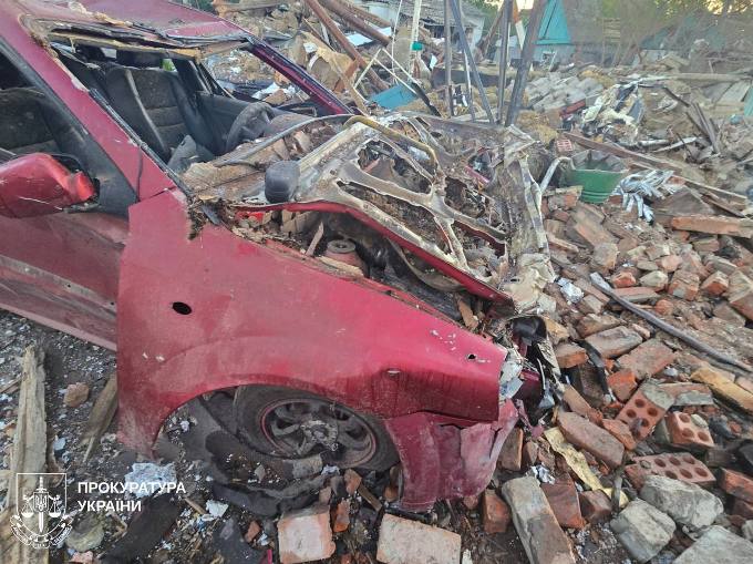 Фото наслідків обстрілів у Харкові та області