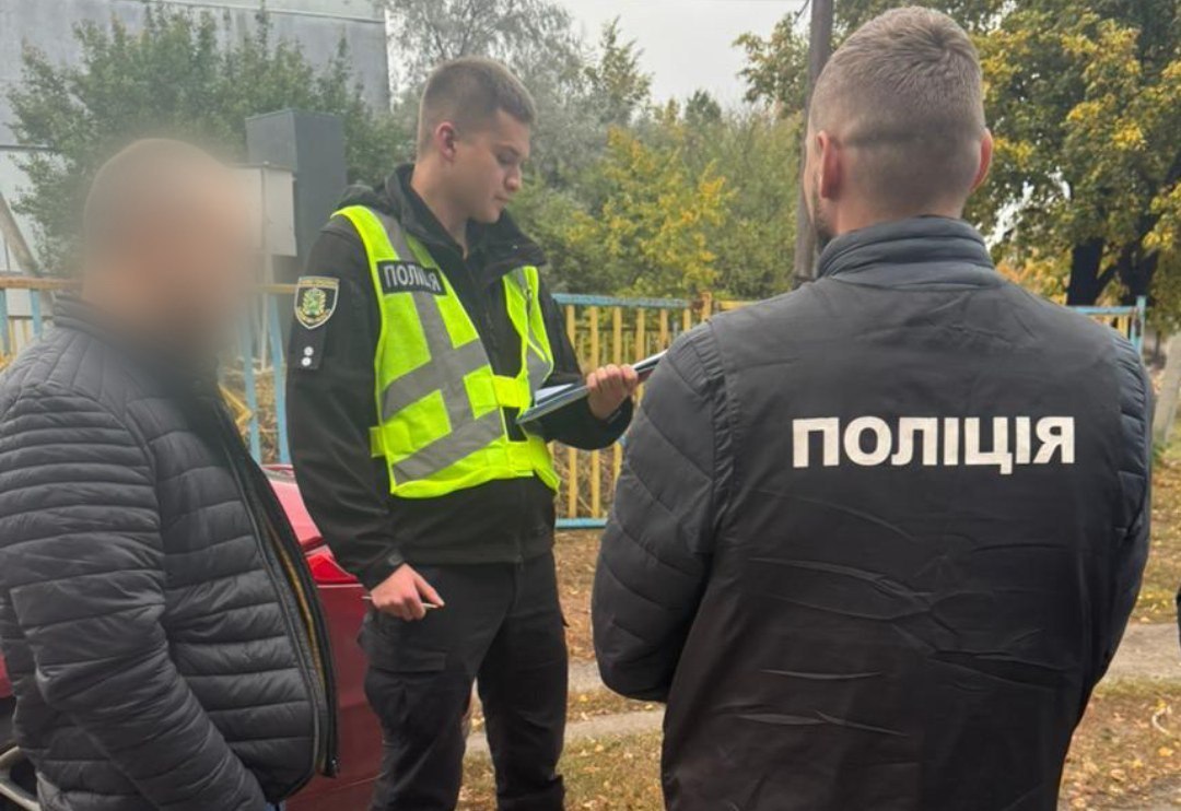 Посадовець у Харкові вимагав десятки тисяч гривень