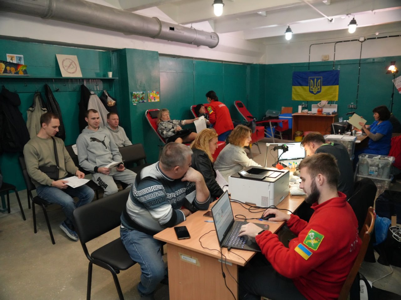 Десятки енергетиків здали донорську кров у Харкові