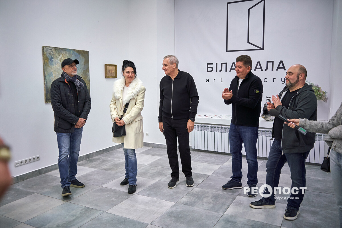 У Харкові відкрилася виставка двох відомих мітців (фото)