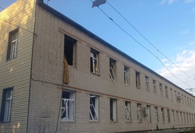 Новини Харкова: в Лозовій після обстрілу знеструмлено 25 тисяч абонентів