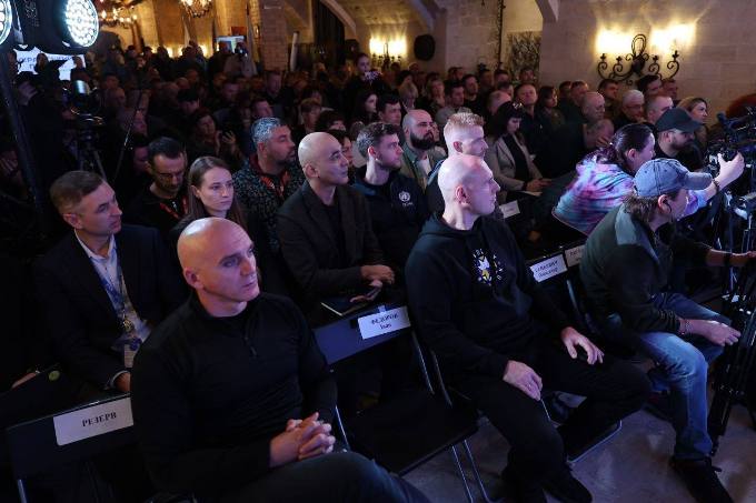 Прифронтові громади ініціюють Програму відновлення: понад 200 учасників підтримали ініціативу