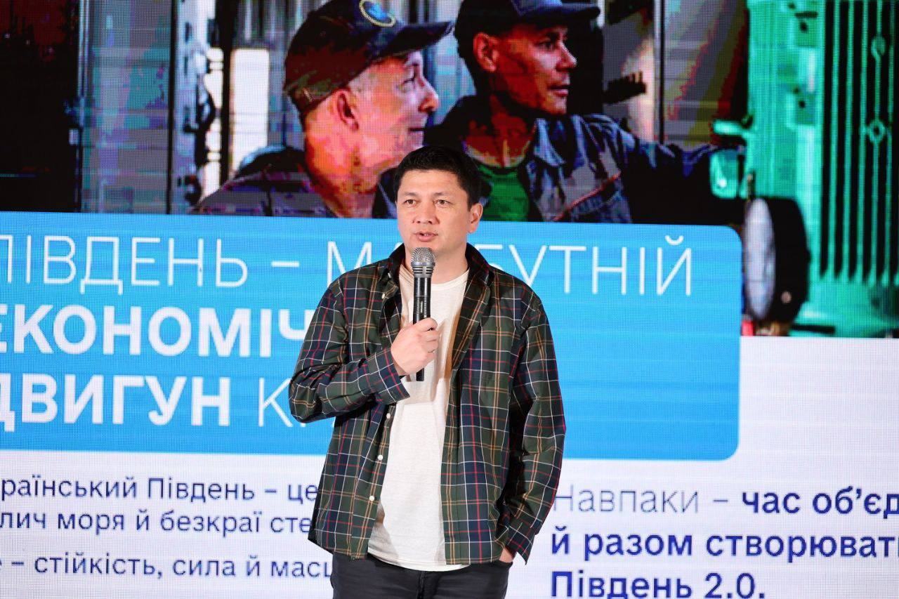 Прифронтові громади ініціюють Програму відновлення: понад 100 громад підписали меморандуми