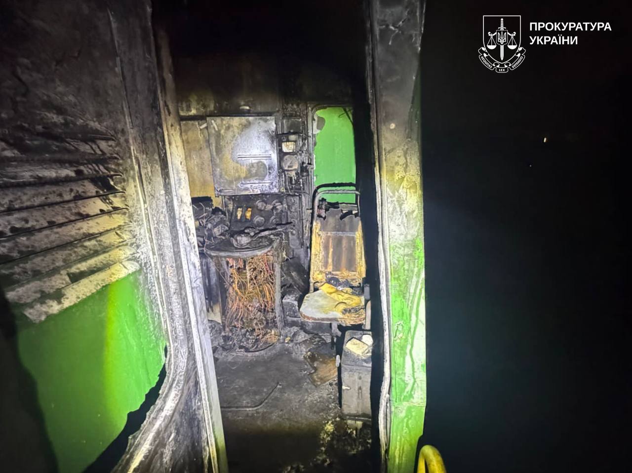 Підпалили локомотив у залізничному депо міста, під підозрою підліток: Новини Харкова