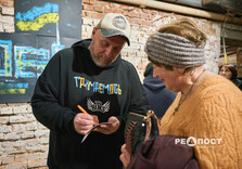 У Харкові відкрилася виставка відомого художника й плакатиста (фото)