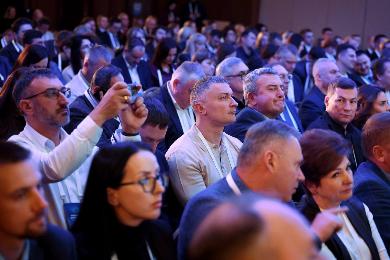 Прифронтові громади стикаються з серйозними проблемами, але, доводять, що є сильними - Ігор Терехов