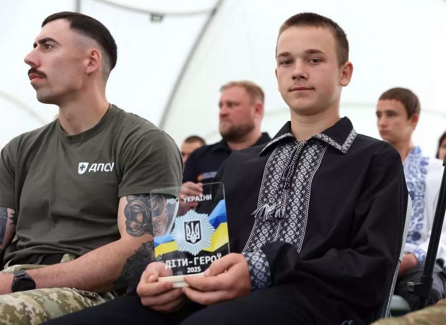 Харківські студенти отримали відзнаки Президента за лідерство та допомогу країні