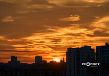 Красивий захід сонця у Харкові (фото)