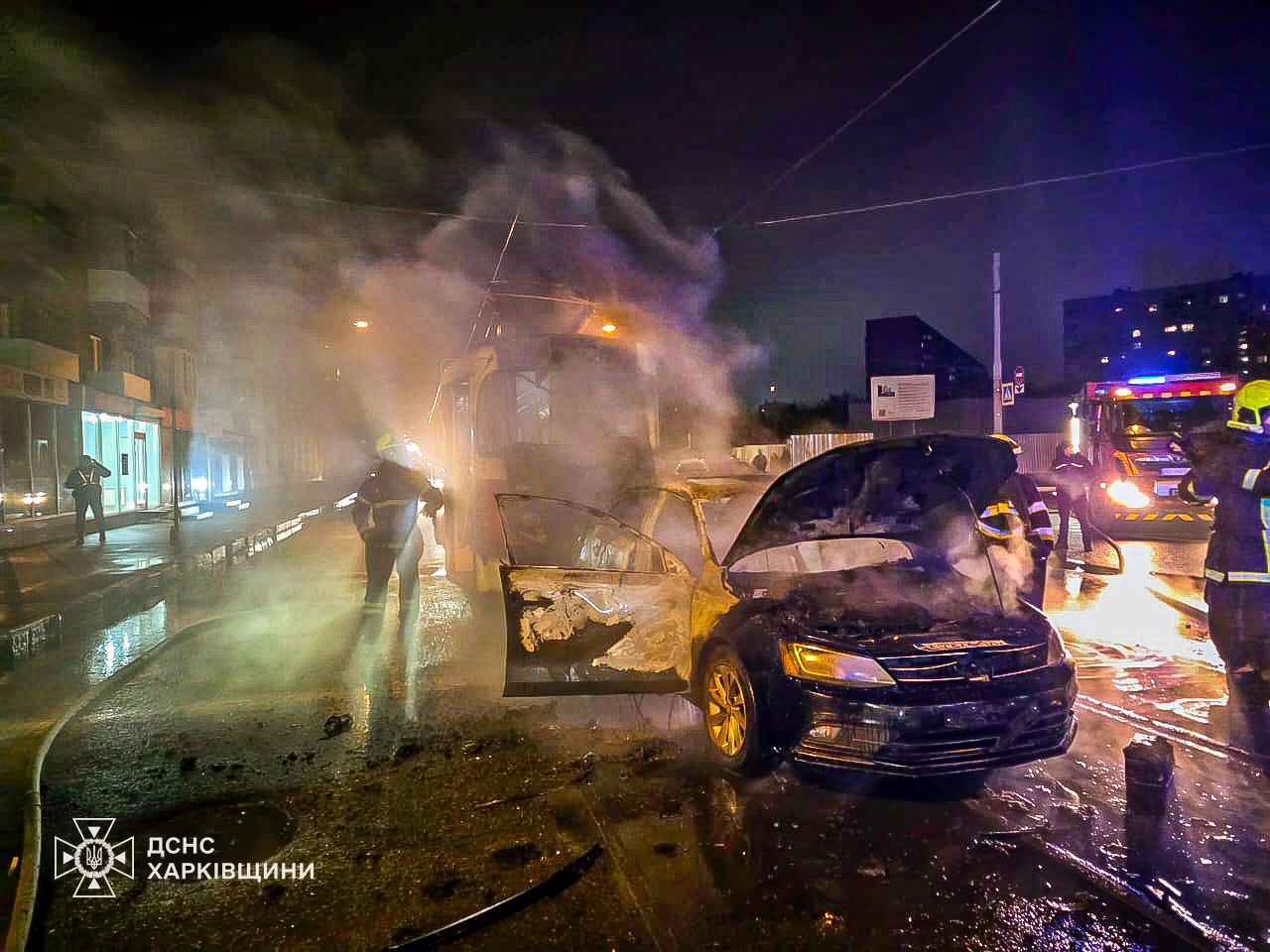 У Харкові спалахнула пожежа під час ДТП (фото)