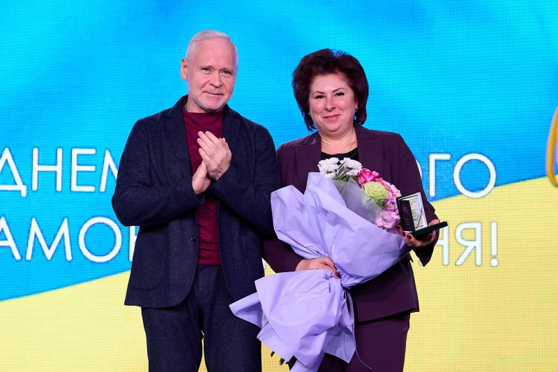 Ігор Терехов відзначив кращих працівників місцевого самоврядування: Новини Харкова